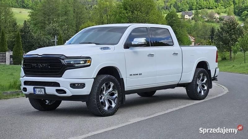 Biały Używany 2020 RAM 1500 Pickup | 188 900 zł (Dość drogi) - Obraz 1/4