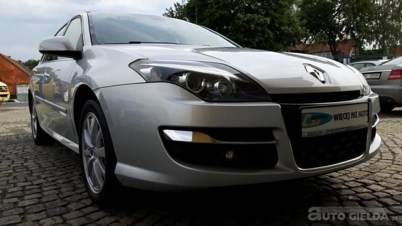 Używany Renault Laguna III 2012 Srebrny metalik