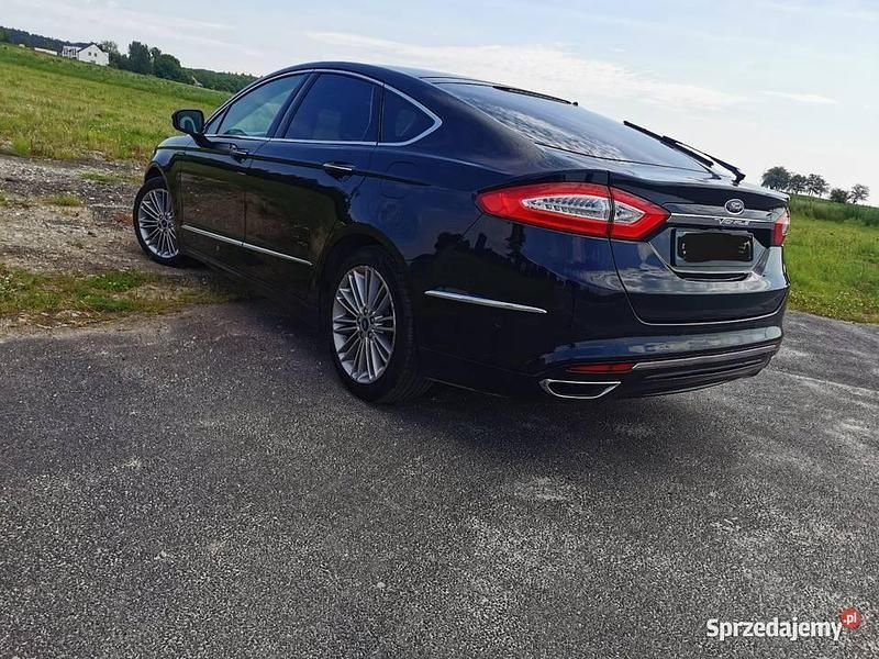Używany Ford Mondeo Vignale 2017 Czarny Hatchback