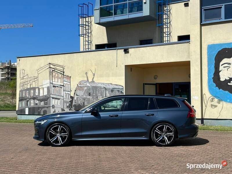 Szary Używany 2019 Volvo V60 Kombi | 91 900 zł (Dość drogi) - Obraz 1/4