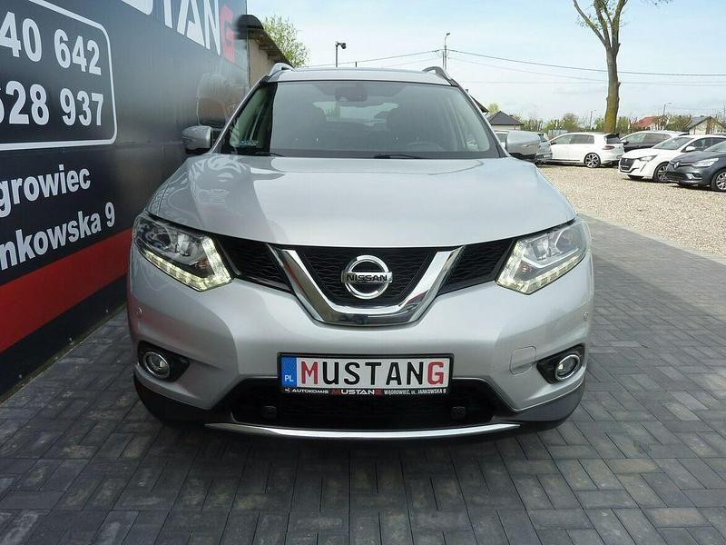 Używany Nissan X-Trail 360º 130 KM (95 kW) 2016 Srebrny (metalik) SUV
