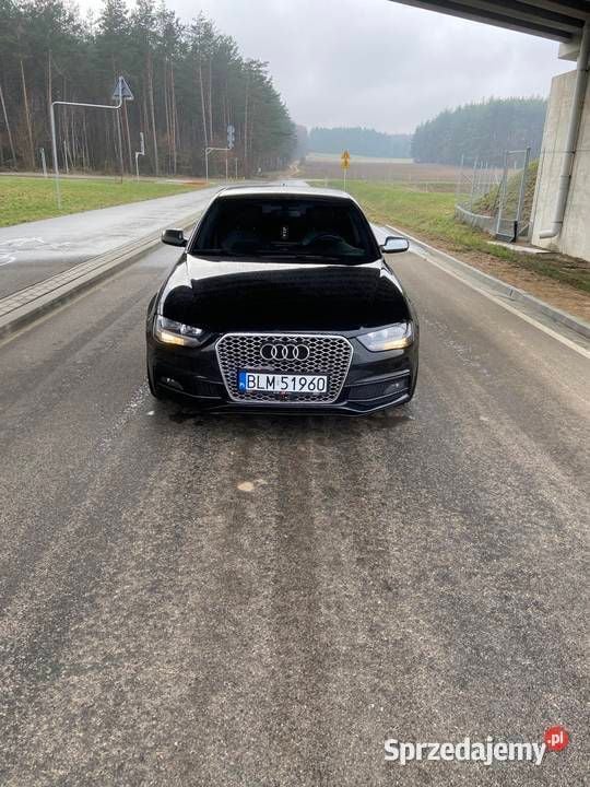 Używany Audi A4 2013 Czarny Sedan/Limuzyna