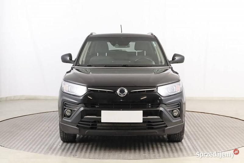 Czarny Używany 2021 Ssangyong (KGM) Tivoli SUV | 62 999 zł - Obraz 1/4