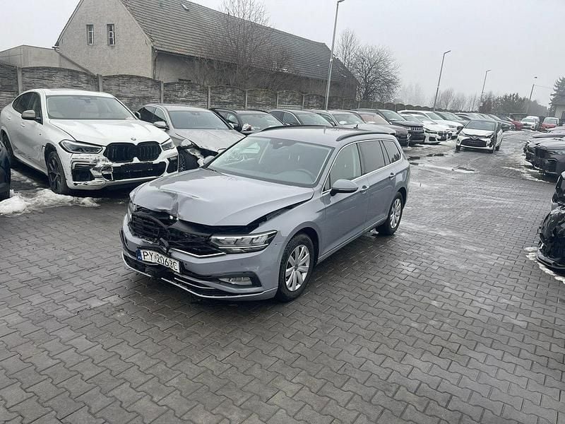 Używany VW Passat 150 KM (110 kW) 2023 Szary Kombi