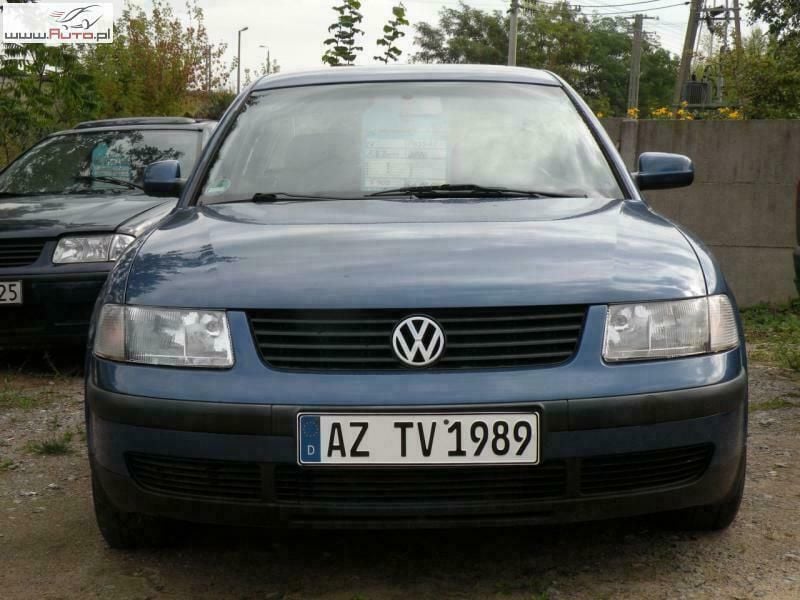 Używany VW Passat 125 KM (91 kW) 2000 Niebieski ciemny (metalik) Sedan/Limuzyna