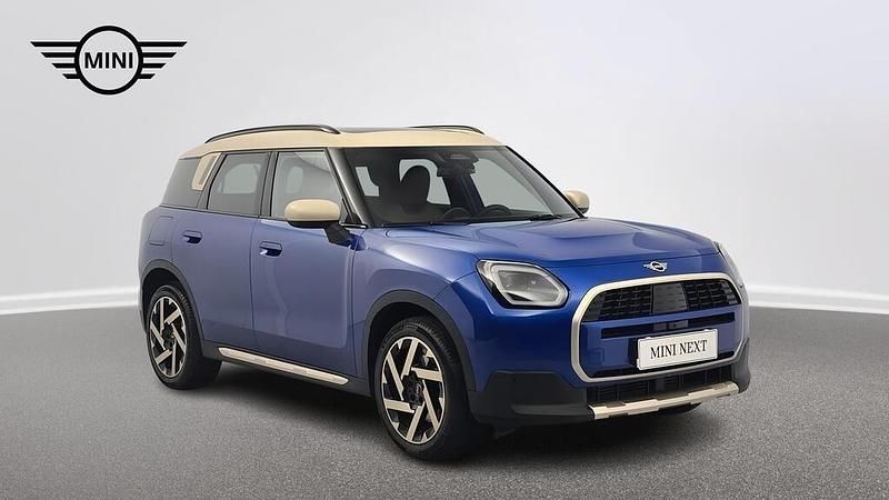 Blazing blue metalizowany Używany 2025 Mini Countryman SUV | 176 900 zł - Obraz 1/4
