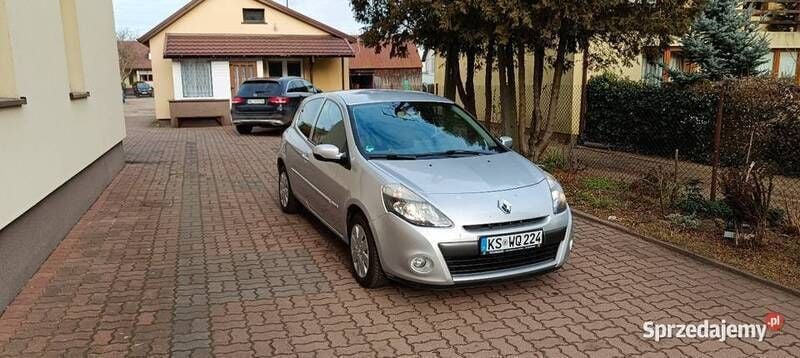 Srebrny Używany 2009 Renault Clio III Hatchback | 11 500 zł (Uczciwa cena) - Obraz 1/4