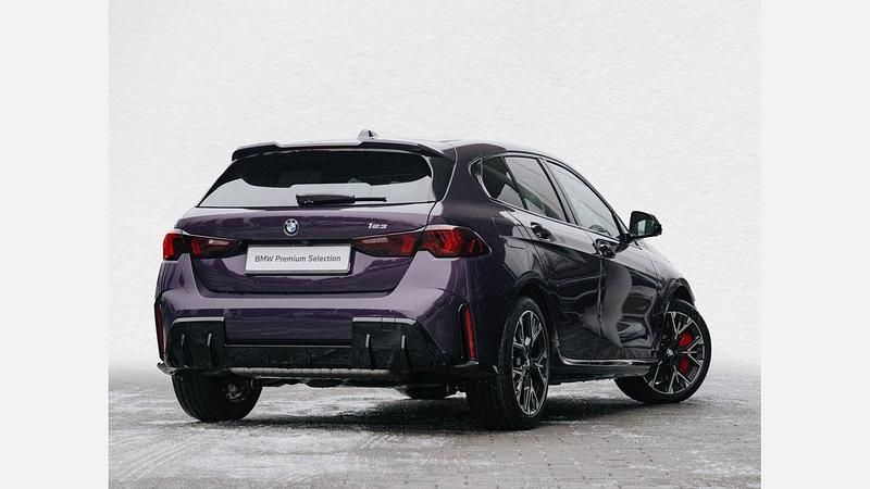 Używany BMW 123 Shadowline 204 KM (150 kW) 2026 Thundernight metalizowany Hatchback