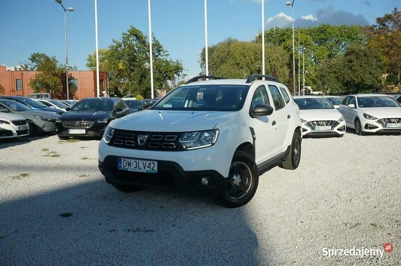 Biały Używany 2021 Dacia Duster Essentiel SUV | 47 300 zł (Uczciwa cena) - Obraz 1/4