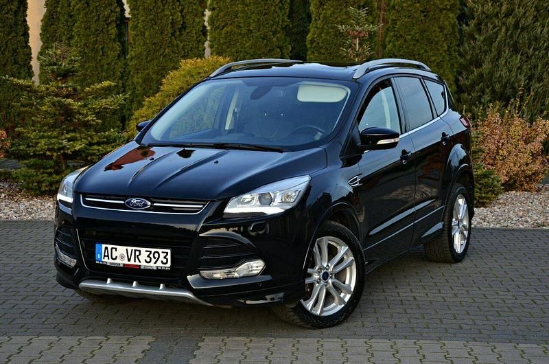 Czarny (metalik) Używany 2015 Ford Kuga SUV | 44 900 zł (Uczciwa cena) - Obraz 1/4