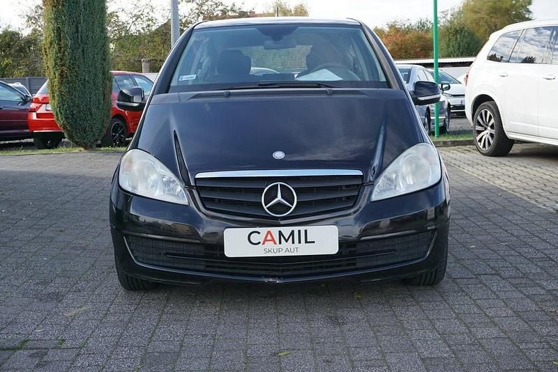 Czarny Używany 2010 Mercedes A160 Hatchback | 12 600 zł (Uczciwa cena) - Obraz 1/2