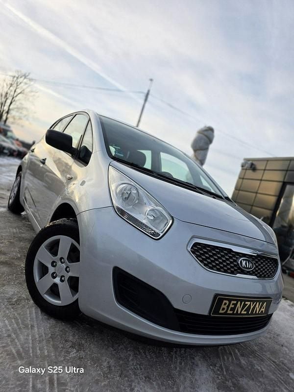 Używany Kia Venga 90 KM (66 kW) 2010 Srebrny Hatchback