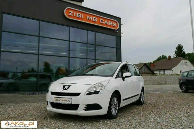 Biały Używany 2010 Peugeot 5008 Minivan | 27 500 zł (Dobra cena) - Obraz 1/4