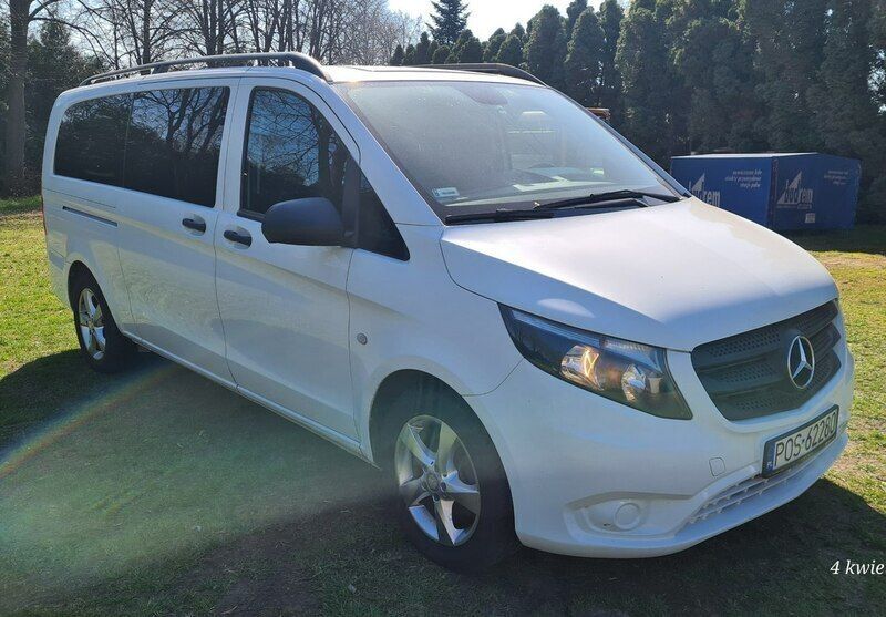 Biały Używany 2016 Mercedes Vito Minivan | 48 000 zł (Dobra cena) - Obraz 1/4
