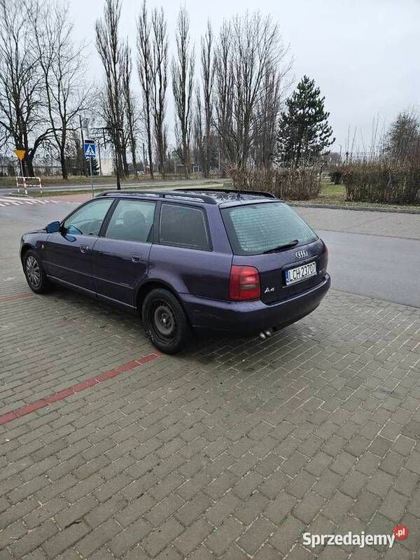 Używany Audi A4 1998 Sedan/Limuzyna