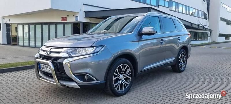 Szary Używany 2017 Mitsubishi Outlander SUV | 57 500 zł (Dość drogi) - Obraz 1/4