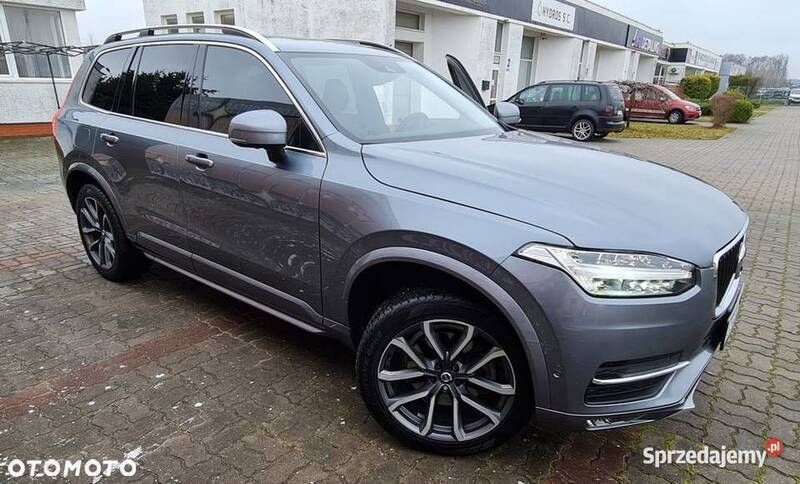 Srebrny Używany 2018 Volvo XC90 SUV | 140 900 zł (Uczciwa cena) - Obraz 1/4