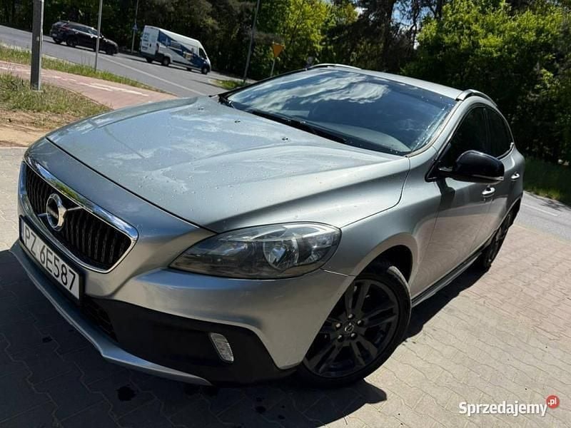 Szary Używany 2013 Volvo V40 CC Kombi | 33 999 zł (Dobra cena) - Obraz 1/4