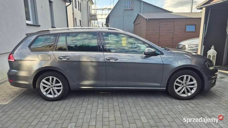 Szary Używany 2019 VW Golf VII Kombi | 38 000 zł - Obraz 1/4