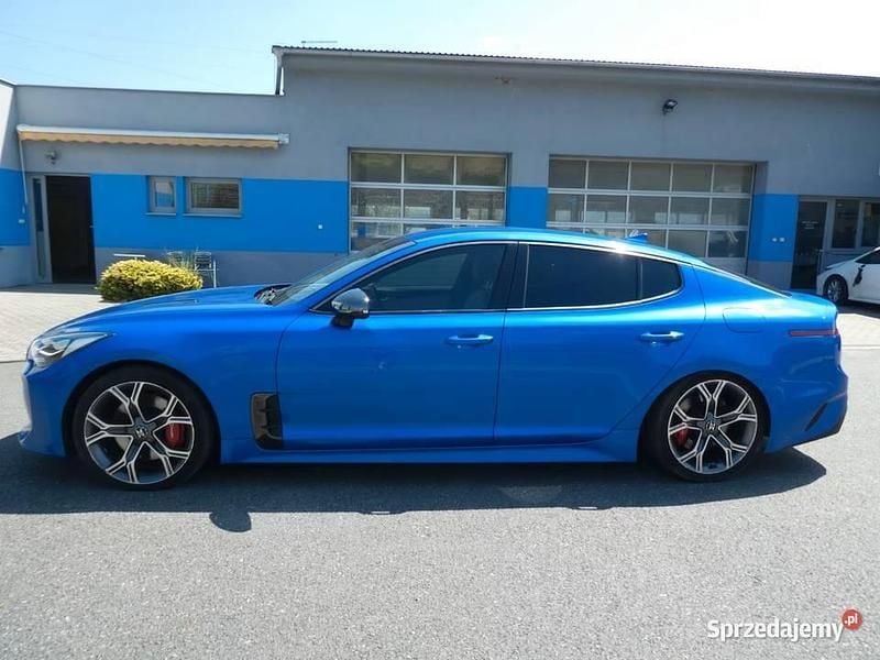 Używany 2018 Kia Stinger Hatchback | 77 000 zł - Obraz 1/4