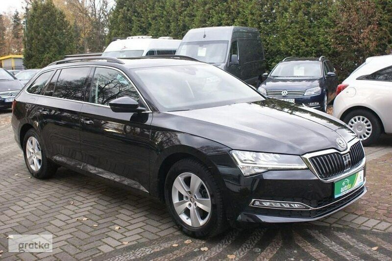 Czarny Używany 2022 Skoda Superb Kombi | 124 700 zł (Drogi) - Obraz 1/4