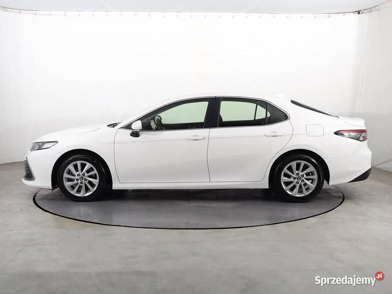 Używany Toyota Camry 2021 Biały Sedan/Limuzyna