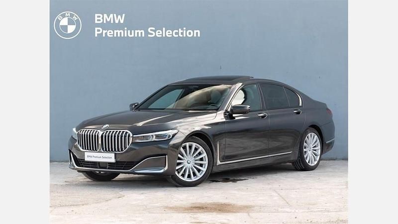 Sophisto grey brillant effect Używany 2020 BMW 730 Shadowline Sedan/Limuzyna | 209 900 zł (Drogi) - Obraz 1/3