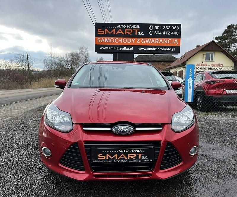 Używany Ford Focus Titanium 150 KM (110 kW) 2011 Bordowy Kombi