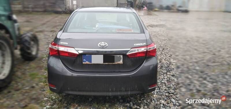 Używany Toyota Corolla 132 KM (97 kW) 2015