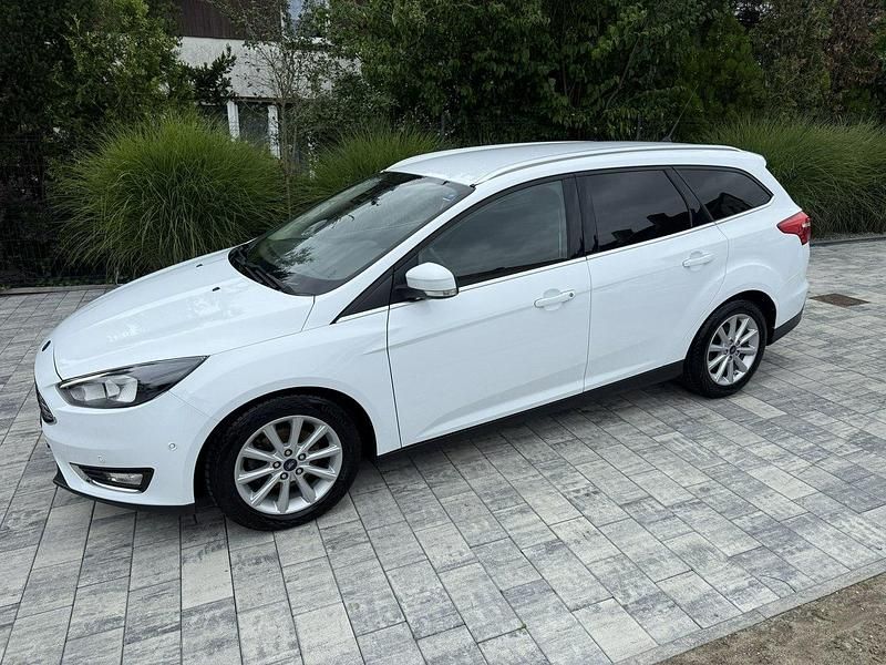 Używany Ford Focus 120 KM (88 kW) 2018 Biały Kombi