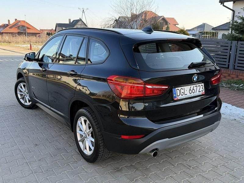 Używany BMW X1 Comfort Edition 150 KM (110 kW) 2018 Czarny SUV