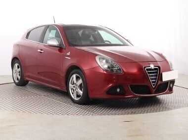 Czerwony Używany 2010 Alfa Romeo Giulietta Hatchback | 21 999 zł (Uczciwa cena) - Obraz 1/4
