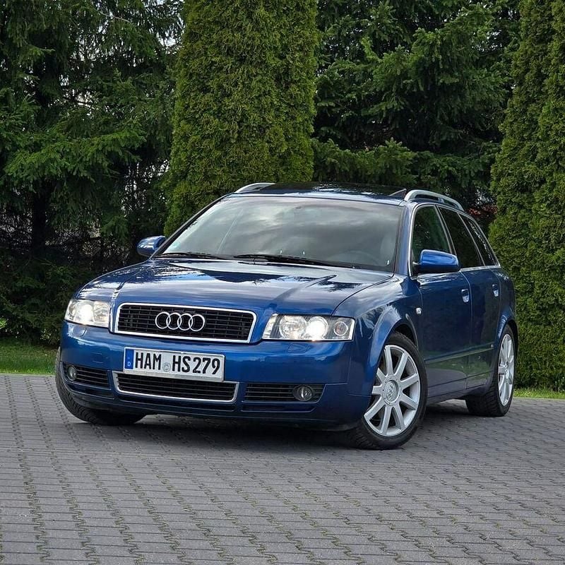 Używany Audi A4 S-Line 190 KM (139 kW) 2003 Niebieski Kombi