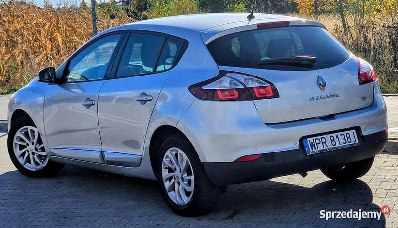 Używany Renault Mégane III LIMITED 2015 Srebrny Hatchback
