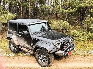 Czarny Używany 2012 Jeep Wrangler SUV | 110 000 zł - Obraz 1/4