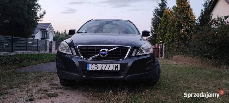 Grafitowy Używany 2011 Volvo XC60 SUV | 41 900 zł (Dość drogi) - Obraz 1/4