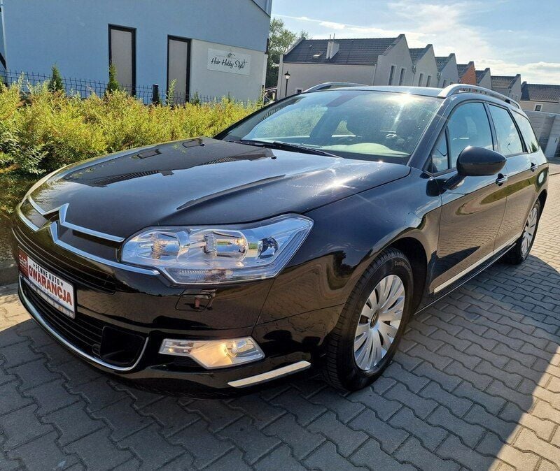 Używany Citroën C5 140 KM (102 kW) 2010 Czarny Sedan/Limuzyna