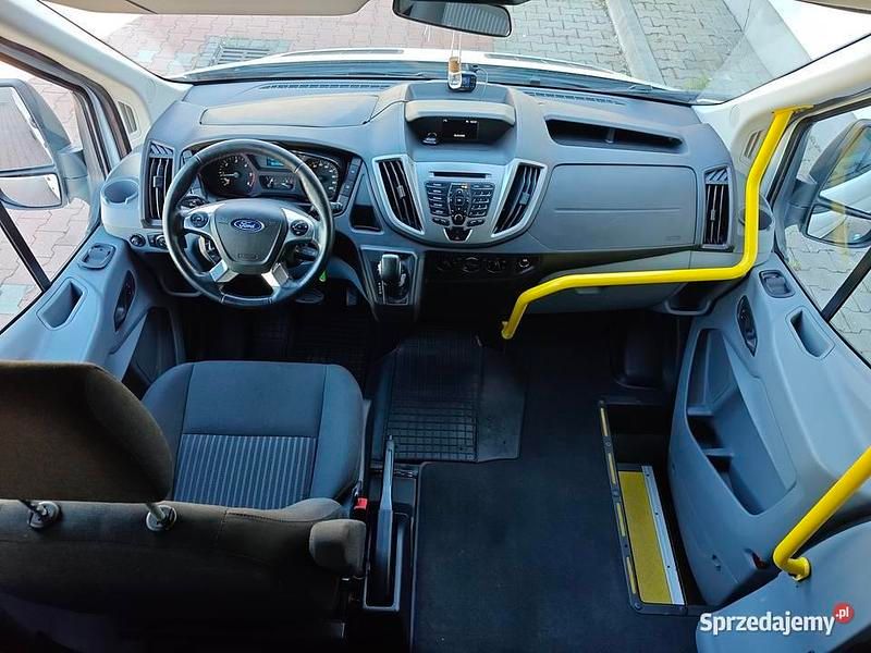 Używany Ford Transit 130 KM (95 kW) 2018 Biały Minivan