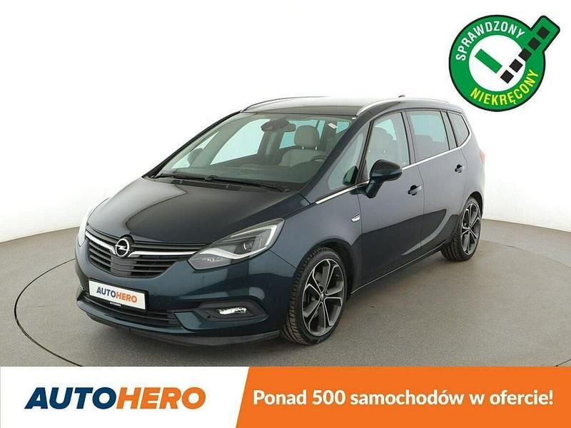 Zielony (metalik) Używany 2016 Opel Zafira Innovation Minivan | 46 700 zł (Uczciwa cena) - Obraz 1/3