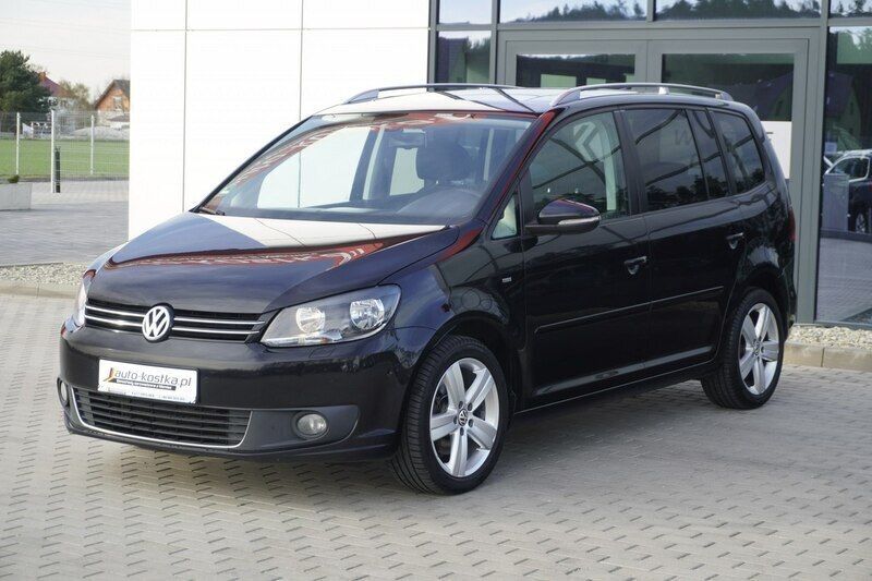 Czarny Używany 2014 VW Touran Minivan | 42 999 zł (Uczciwa cena) - Obraz 1/3
