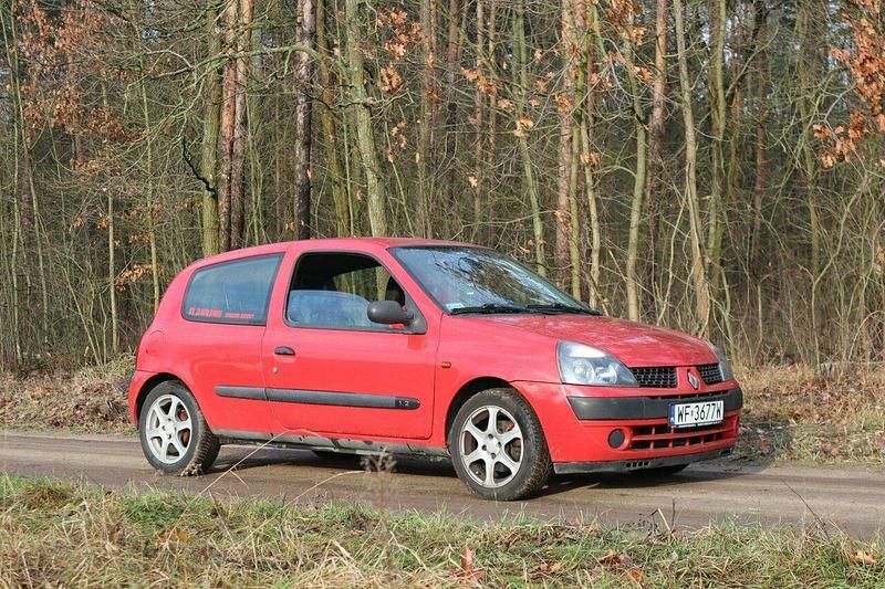 Czerwony Używany 2002 Renault Clio II Hatchback | 1200 zł - Obraz 1/4