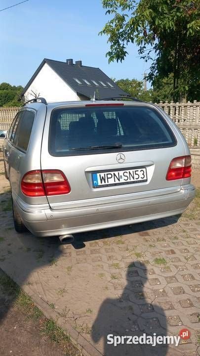 Używany Mercedes E320 2002