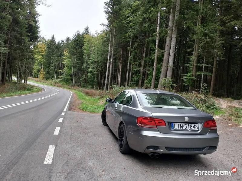 Używany 2006 BMW 330 | 36 000 zł (Drogi) - Obraz 1/4