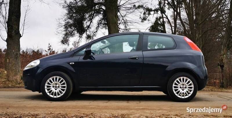 Granatowy Używany 2009 Fiat Grande Punto Hatchback | 8500 zł (Uczciwa cena) - Obraz 1/4