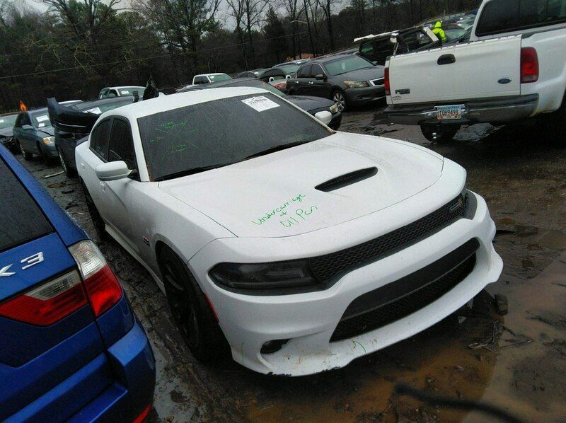 Używany Dodge Charger 485 KM (356 kW) 2018 Biały Sedan/Limuzyna