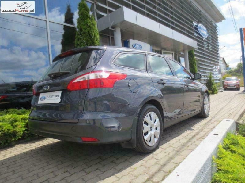 Używany Ford Focus 115 KM (84 kW) 2011 Grafitowy Sedan/Limuzyna