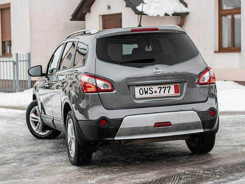 Używany Nissan Qashqai +2 Tekna 150 KM (110 kW) 2011 Szary (metalik) SUV