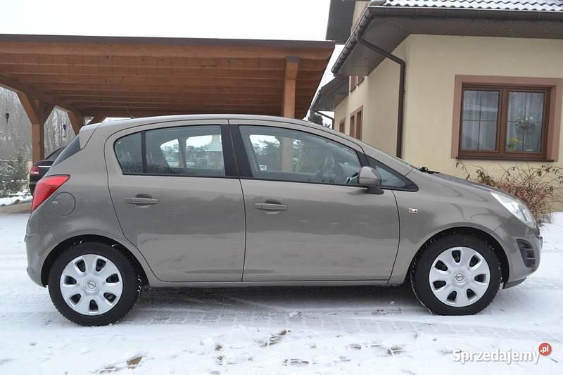 Używany Opel Corsa 2011 Beżowy Hatchback