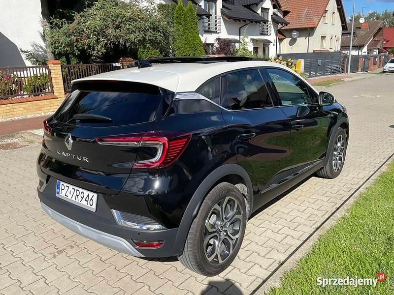 Czarny Używany 2023 Renault Captur SUV | 75 000 zł (Uczciwa cena) - Obraz 1/4