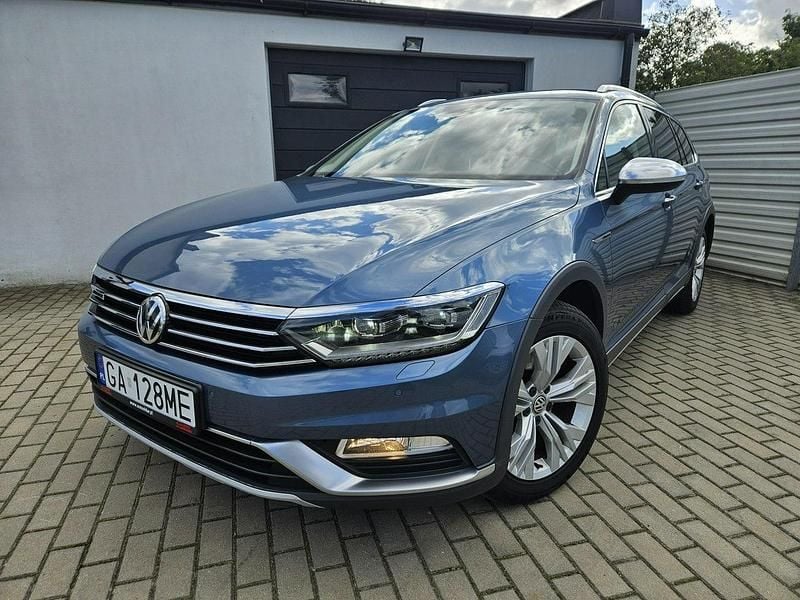 Niebieski Używany 2016 VW Passat Alltrack Kombi | 61 800 zł (Dobra cena) - Obraz 1/4